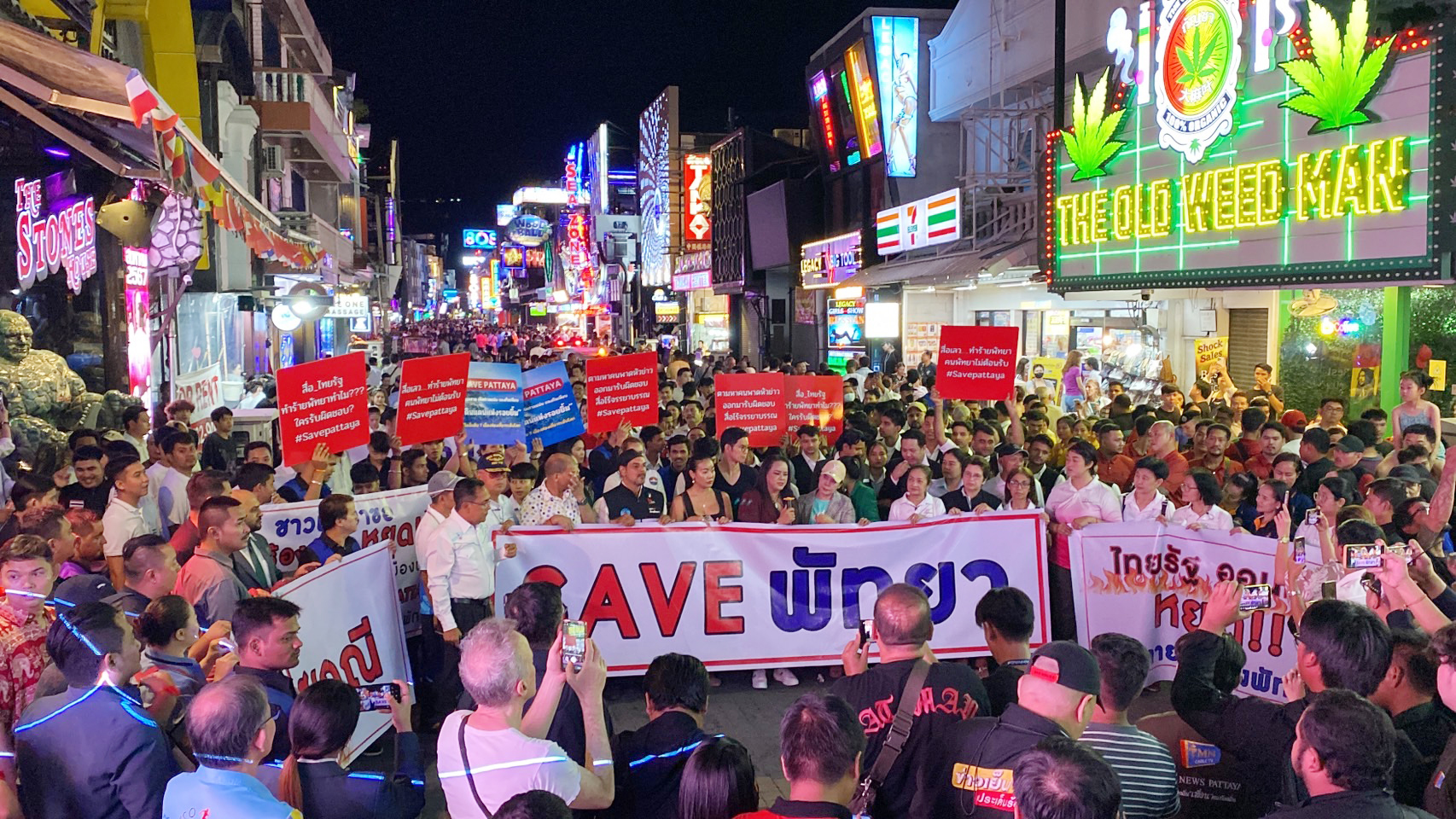 Pattaya residents protest against negative image of the city