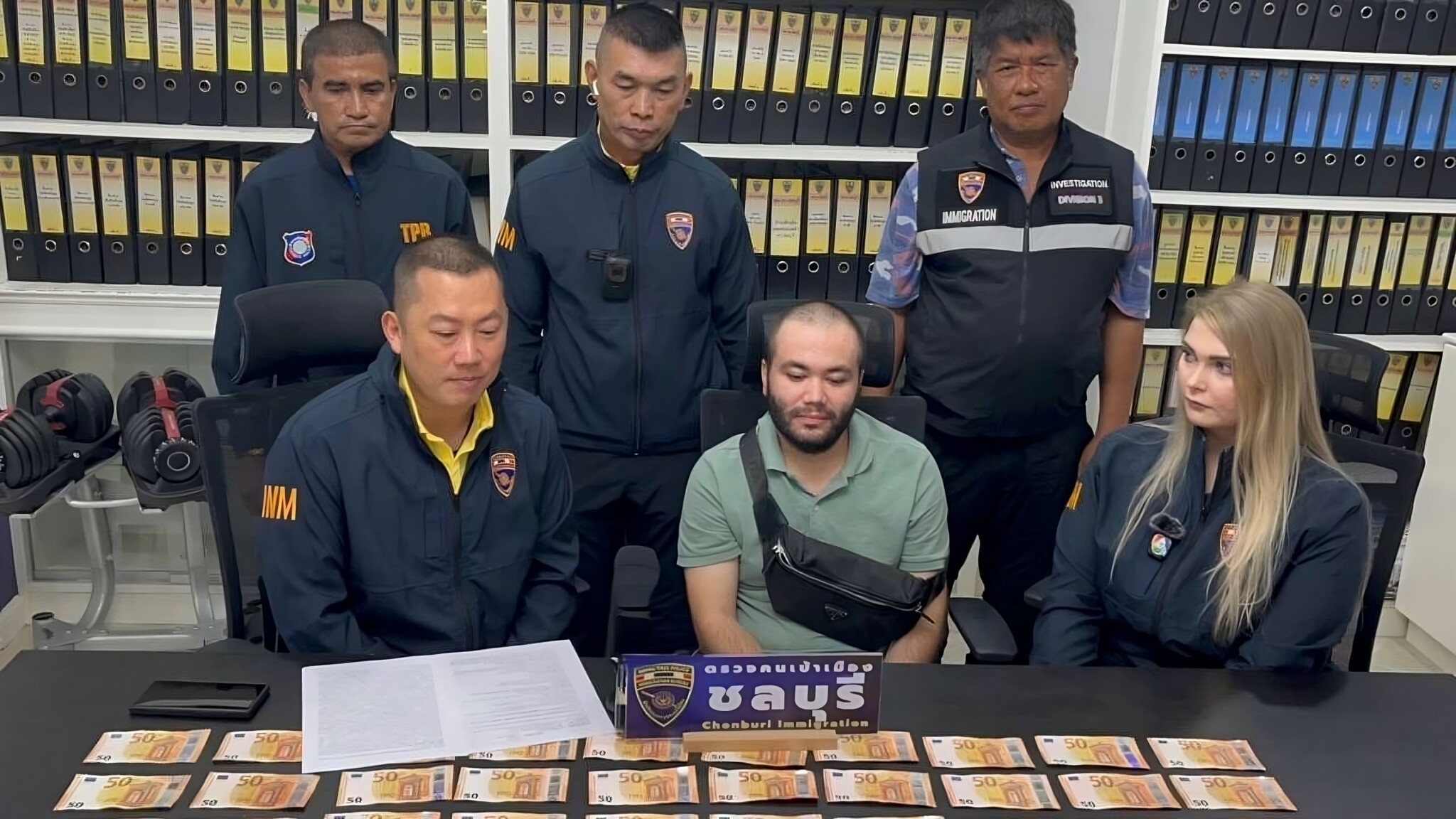 Russian arrested for exchanging counterfeit bills in Pattaya