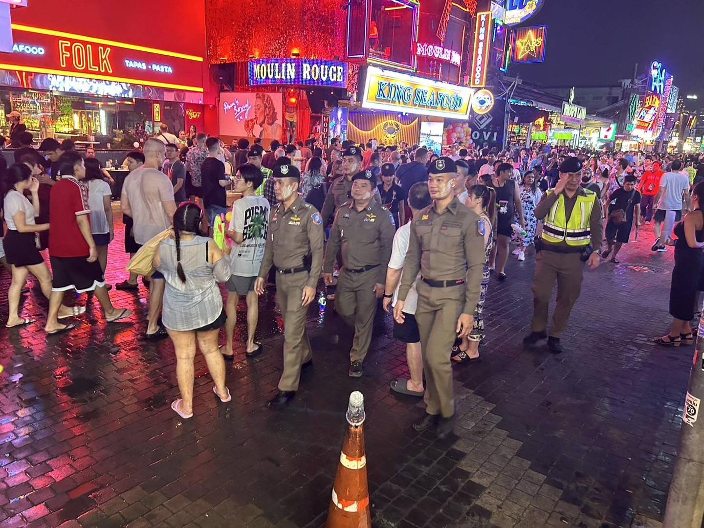 Chonburi Police Chief Denies UK Media Report of Alleged Assault and Wrongful Arrest of British Tourist in Pattaya