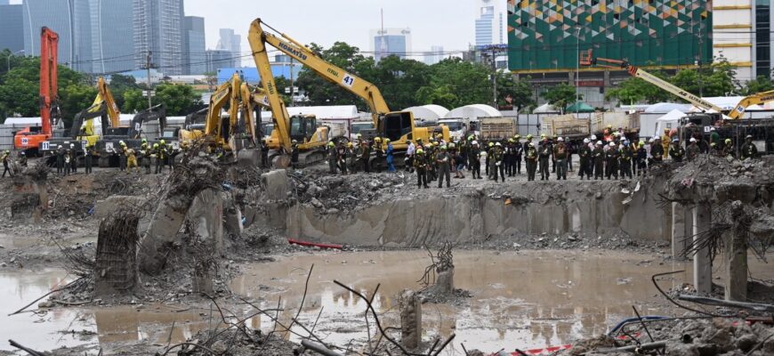 Bangkok building collapse